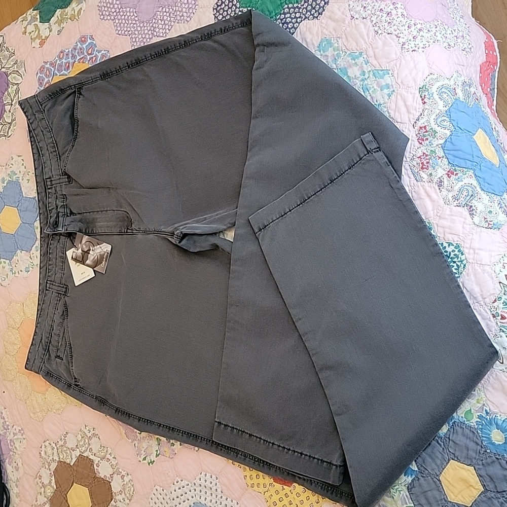 Mens Calvin Klein Body Gray Relaxed Chinos 34X32.